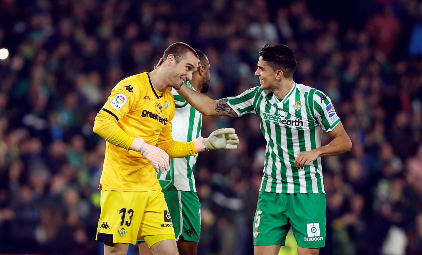 爱游戏app-包含西甲集结日走向成谜，阿斯顿维拉扳平良机，话题不断，临场指挥获称赞的词条